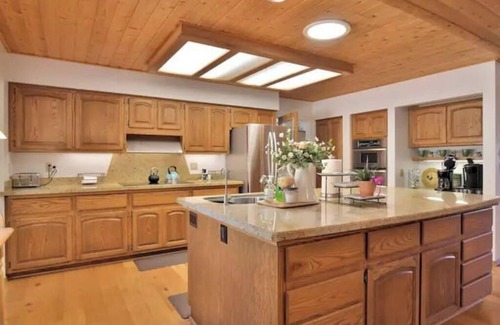 Prescott House | 4Bd Sleeps 8 Firepit Views 8 min from Whiskey Row Outdoor games