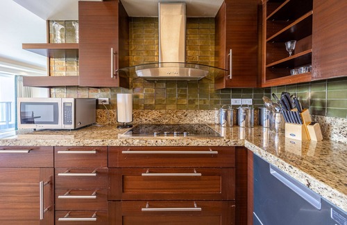 Ala Moana Condo | 4br/4.5ba Presidential Suite Ala Moana3307,Spectacular Ocean Views! Book Now!