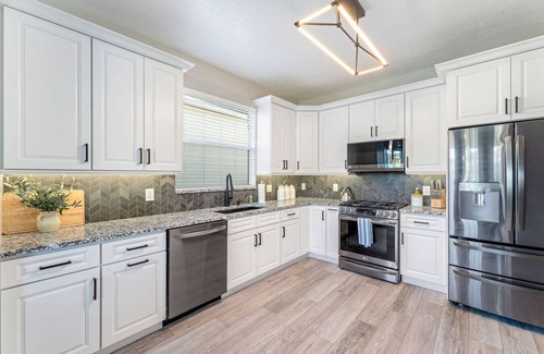 Calabay Parc Apartment | 4BR Family Friendly Themed Pool Home Near Disney