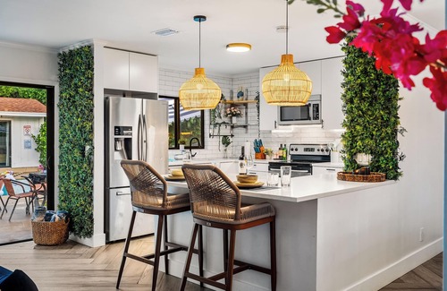 Lake Clarke Shores House | 4BR · Heated Saltwater Pool · Fire Pit · Games