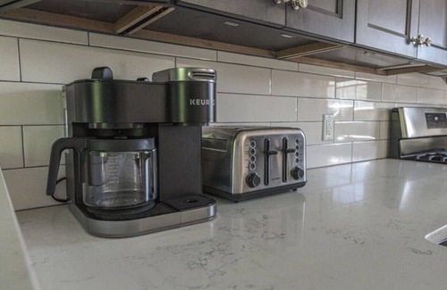 Highland House | 4BR Highland Home Near New Paltz, Wedding Venues & Hudson Valley