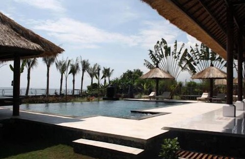 Umeanyar Villa | 4BR Tropical beach Villa in Umeanyar