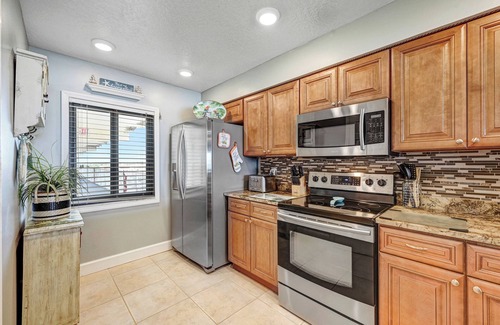 Cocoa Beach Condo | 4th Floor Direct Ocean Front Corner Condo With Fantastic views & reviews