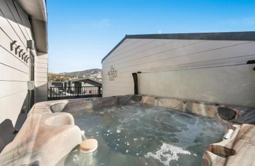 Silverthorne Villa | 4th Street Crossing 320D by Summit County Mountain Retreats