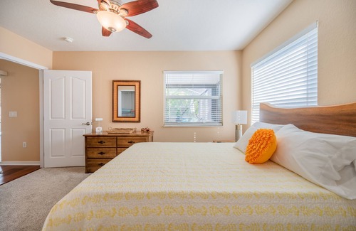 Clearwater House | 5.6 mi to Honeymoon Isle 5 beaches, also dog beach Super dog park 3.8 mi