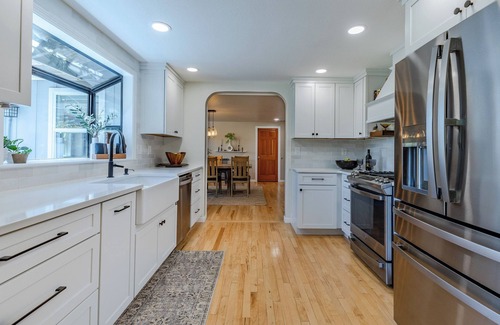 Central Oregon House | 5-bedroom/3 bath home just 5 minutes to University of Oregon, patio/hot tub