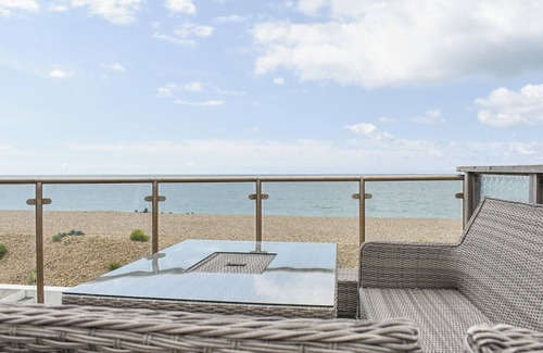 South Hayling Cottage | 5 bedroom accommodation in Hayling Island