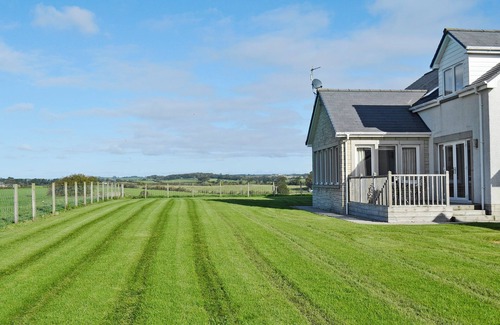 Kilmaurs Cottage | 5 bedroom accommodation in Kilmaurs, near Kilmarnock