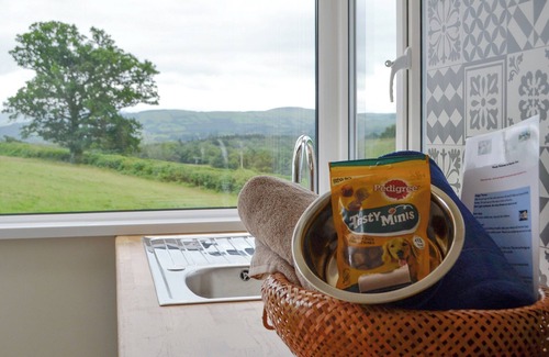 Llansadwrn Cottage | 5 bedroom accommodation in Llansadwrn