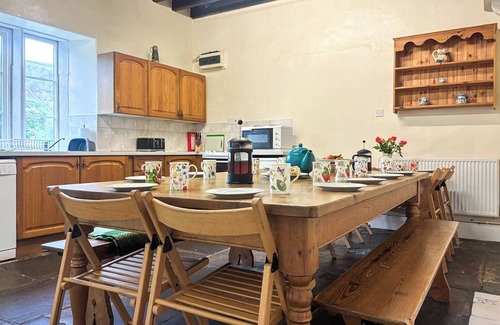 Arncliffe Cottage | 5 bedroom accommodation in Arncliffe