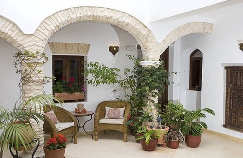 Medina-Sidonia House | 5 bedroom Andaluz Patio House, private pool, view to sea, sleeps up to 12 guests