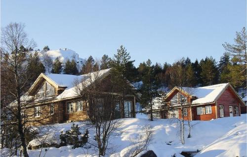 Kvinesdal House | 5 Bedroom Awesome Home In Kvinlog