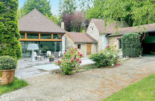 Fauverney House | 5 bedroom beautiful home in Fauverney