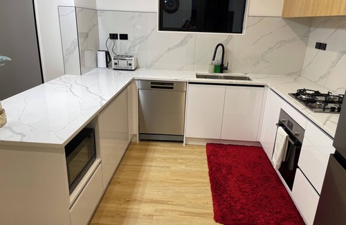 Mangere House | 5 bedroom house at the heart of Auckland airport