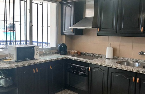 Zagra House | 5 Bedroom House, Private Pool & Outside Kitchen