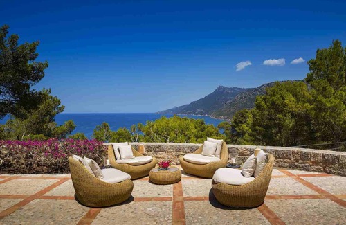 Banyalbufar Villa | 5 bedroom Luxurious Villa rental in Mallorca
