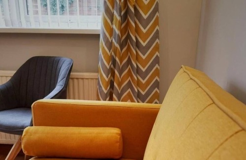 Kimberley House | 5 bedroomed house available for guests and contractors Wifi Parking