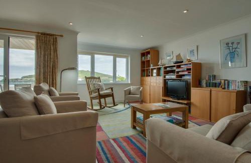 Bigbury-on-Sea House | 5 Burgh Island Causeway