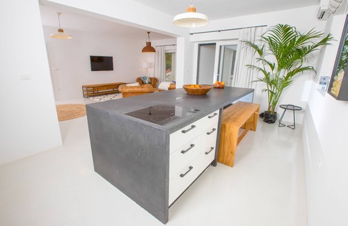 Vir House | 5*, directly by the sea, - beautiful, new design house