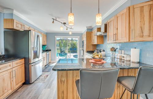 Bradenton House | 5 Mi to Beaches Spacious Bradenton Home!