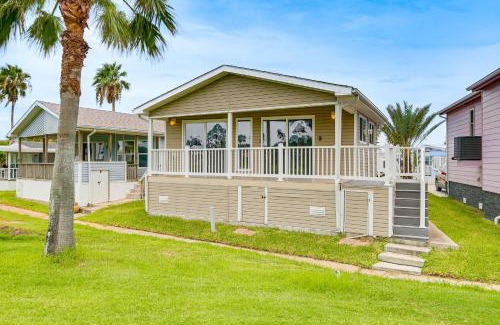 Port Isabel House | 5 Mi to Beaches Sunny Port Isabel Golf Retreat