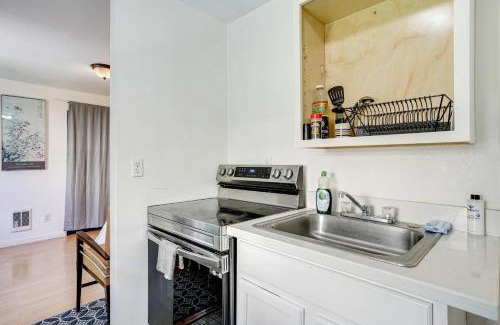 Dimond House | 5 Mi to Dtwn Oakland Studio with Shared Patio