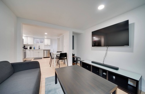 South Seattle Apartment | 5 Mi to Dtwn: Pet-Friendly Seattle Apt