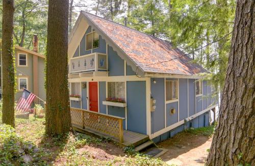 Hillsboro House | 5 Mi to Fox State Forest Lakefront Home with Dock