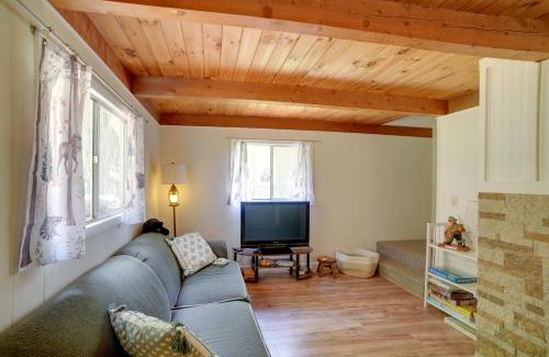 Hillsboro House | 5 Mi to Fox State Forest Lakefront Home with Dock