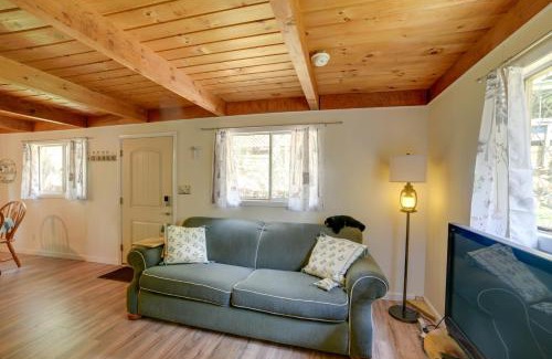 Hillsboro House | 5 Mi to Fox State Forest Lakefront Home with Dock