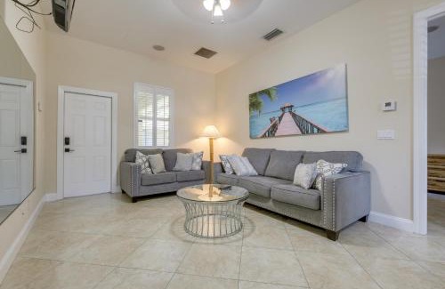 Jupiter House | 5 Mi to Jupiter Beach Park Poolside Oasis!