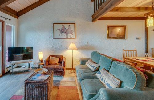 Tahoe Village House | 5 Mi to Lake Tahoe Stateline Townhome