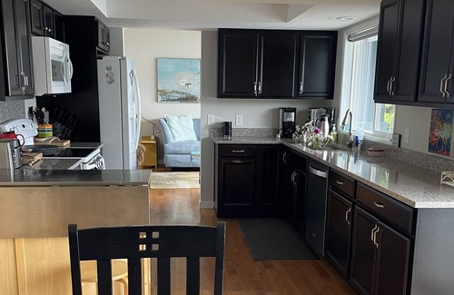 Sudden Valley House | 5 MILES FROM CITY CENTER. Cozy, eclectic Lake Whatcom home