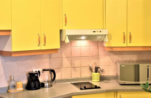 Pa'ofa'i Apartment | 5 min AIRPORT - PAPEETE CENTER - VIEW of the City and Mountains - Sea Front