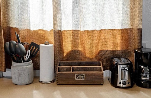 Airport Township House | 5 Min from Airport, Clse to Hopsitls