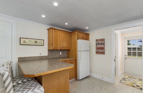 Naples Park House | 5 min to Beaches, Available March 2026 28 nt min. Beach Pass Incl!nnn