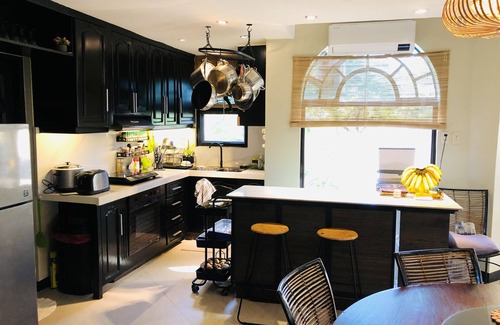 Metro Luzon Urban Beltway Villa | 5 min walk from the beach- Beautiful Villa with private pool