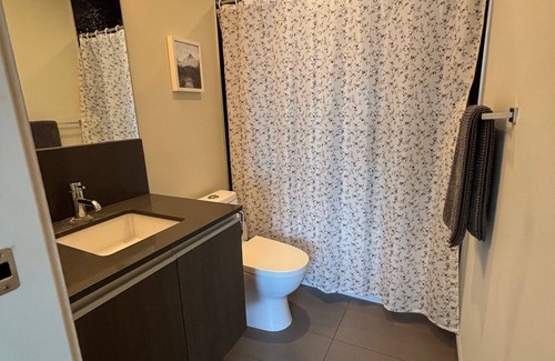 Victoria Park Condo | 5 Min Walk to Saddledome - Amazing Views, Luxury 2 Bedroom