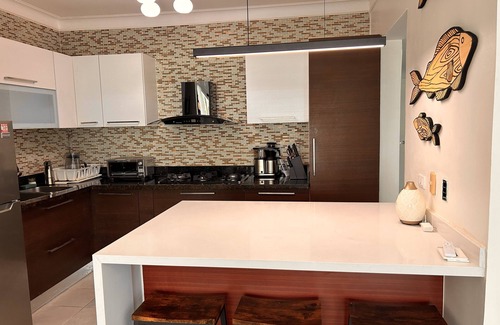 Playa Bibijagua Apartment | 5 minutes Beach apt with Parking, Pool and Jacuzzi.