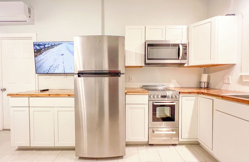 Cedar Point Apartment | 5 minutes from the beach! Water access with kayaks and launch from house!