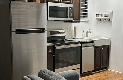 Historic District House | 5 minutes to the beach, 1 block from Canal St