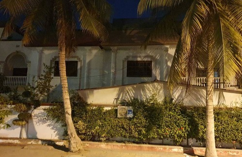 Karachi House | 5 Minutes To The Beach With Family Environment!