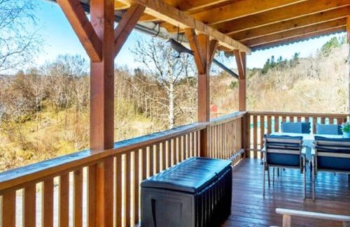 Lonevag House | 5 person holiday home in LONEVÅG-By Traum