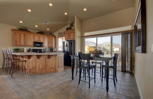 St. George Condo | 5 Pools Amenity Resort | Disney+ YoutubeTV Netflix Included | Las Palmas 1809
