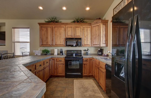 St. George Condo | 5 Pools Amenity Resort | Disney+ YoutubeTV Netflix Included | Las Palmas 1809