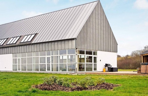 Logstor House | 5 star holiday home in Løgstør