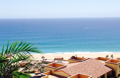 Centro Condo | 5 Star Luxury, Ocean Front Resort With Golfing At Quivira-private Golf Club