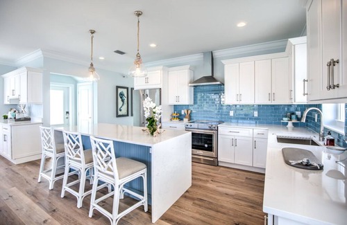 Marathon House | 5 Star Modern New Construction Bayfront Home With Private Pool and Dock