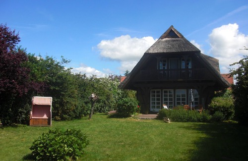 Dumsevitz House | 5-star thatched roof house, very cozy and comfortably furnished