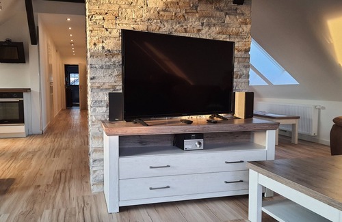 Mellenthin Apartment | 5 star vacation apartment Dewichow with water view & WLAN - Ferienwohnung Dewichow